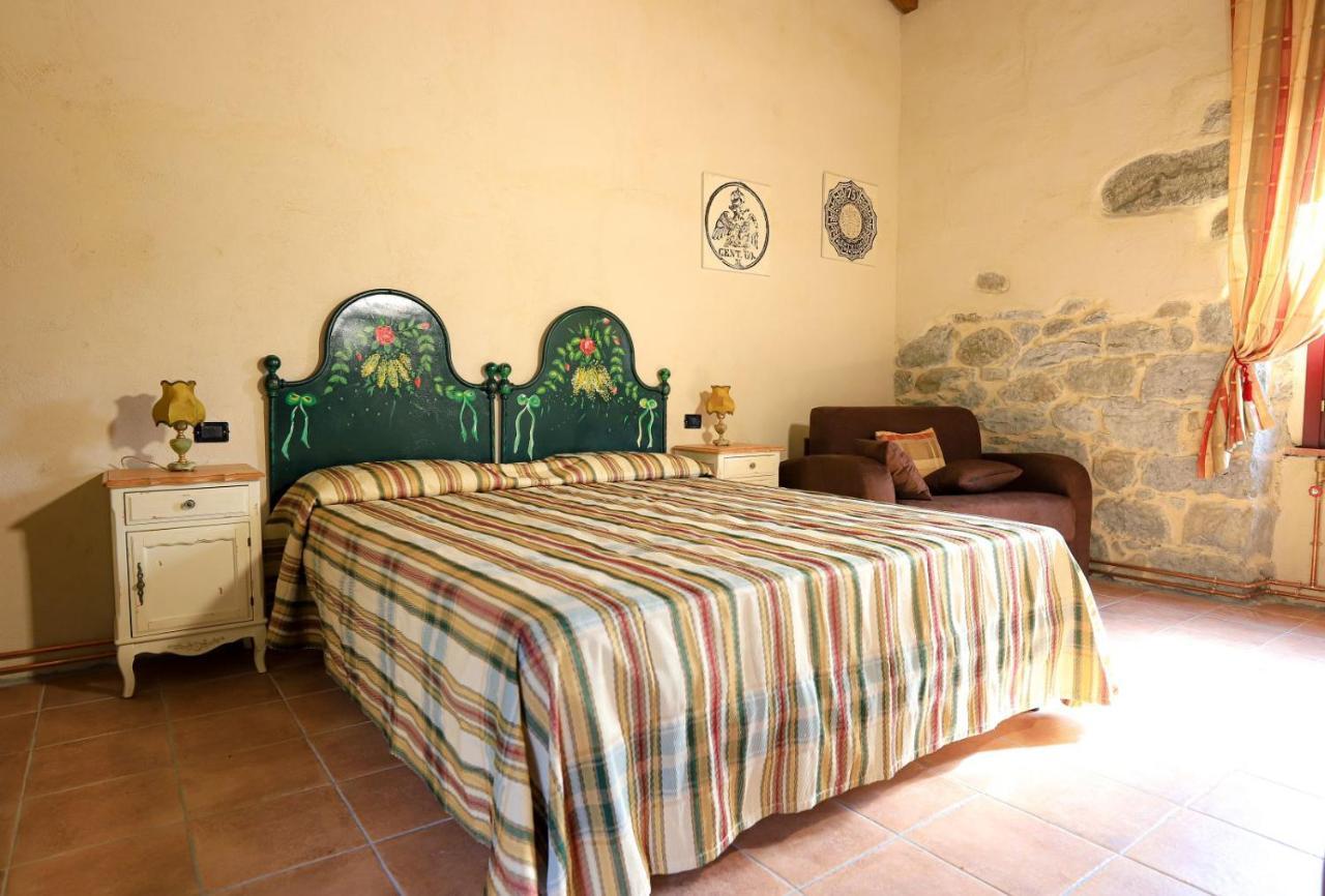 Agriturismo La Cascina Dei Chicchi Bagnone Екстер'єр фото