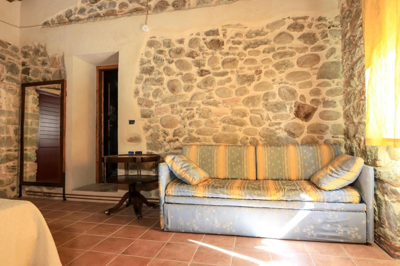Agriturismo La Cascina Dei Chicchi Bagnone Екстер'єр фото