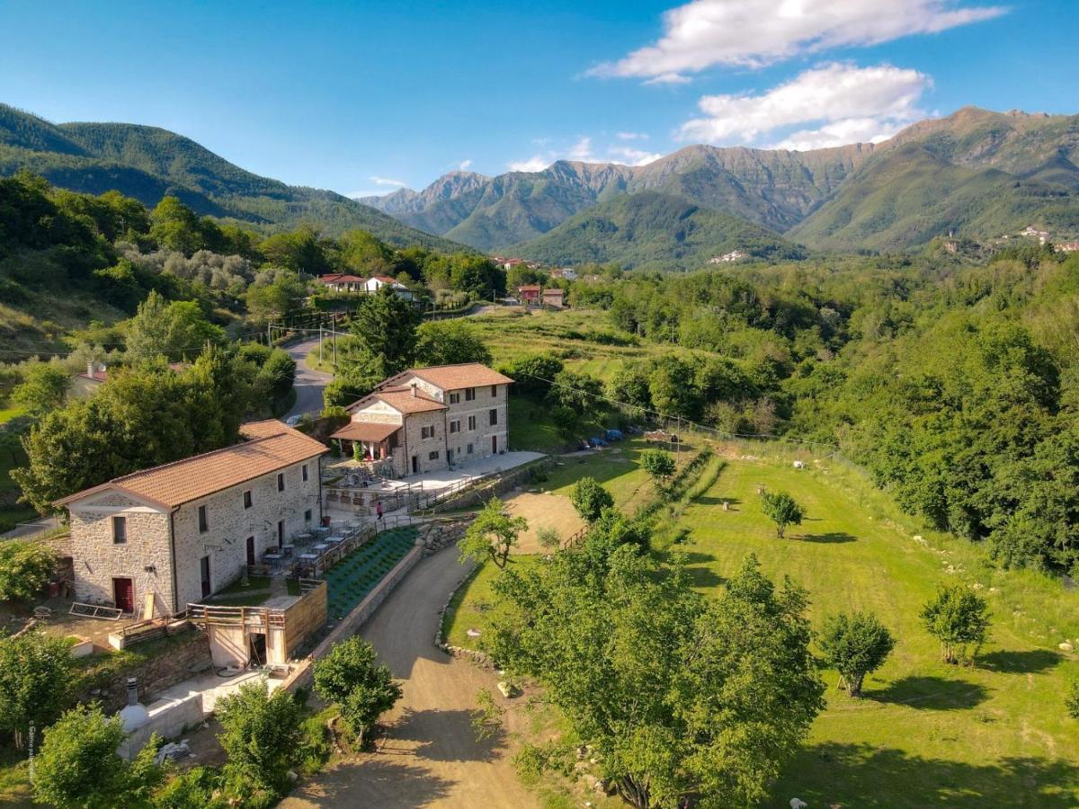 Agriturismo La Cascina Dei Chicchi Bagnone Екстер'єр фото