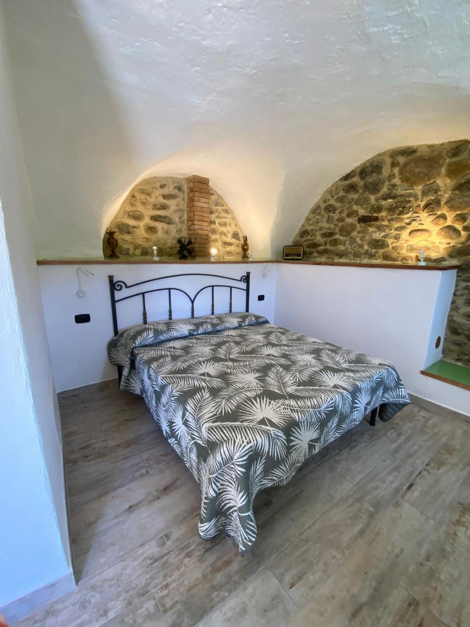 Agriturismo La Cascina Dei Chicchi Bagnone Екстер'єр фото