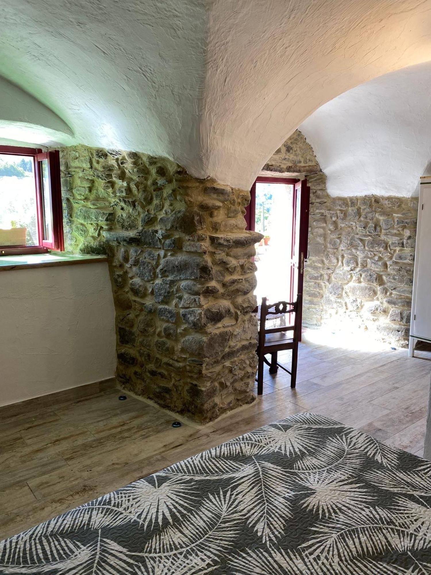 Agriturismo La Cascina Dei Chicchi Bagnone Екстер'єр фото